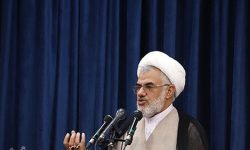 دشمن تلاش دارد زن مسلمان را از خانواده و هویت انسانی‌اش جدا کند