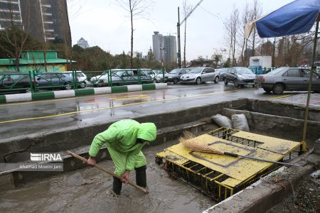 سه‌هزار متر از مسیل‌های سرپوشیده قشم لایروبی شد