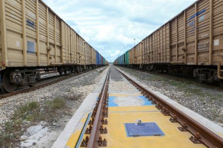 رشد ۱۲۹ درصدی جابجایی کالا در راه‌آهن هرمزگان