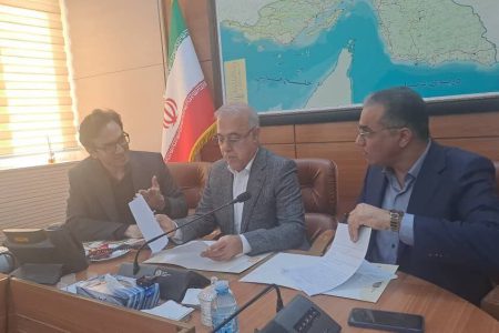 آغاز فرآیند استقرار آمبولانس دریایی در جزایر هرمزگان با امضای تفاهم‌نامه مشترک