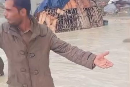 پس لرزه های سیلاب در جاسک، احضار دهیاران