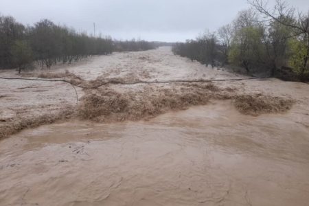 طغیان رودخانه روستای عمانی پارسیان