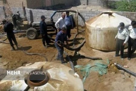 شناسایی دپوی ۶۰ هزارلیتر سوخت قاچاق در بندرلنگه