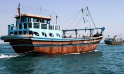 توقیف لنج حامل ۵۵ هزار لیتر سوخت قاچاق در آب‌های کیش