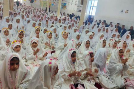 آغاز بهار بندگی ۴۴۵ دانش‌آموز دختر در شهرستان رودان