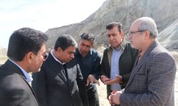 بازدید معاون عمرانی استانداری هرمزگان از مناطق خسارت‌دیده قشم و طولا