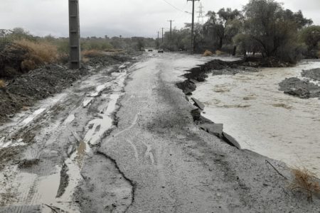 مسدود شدن محور اصلی بخش بیکاه در مسیر دهگلکن به کهنشوئیه