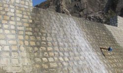 اهمیت سدهای آبخیزداری در بشاگرد؛ ذخیره آب در سرزمین باران‌های موسمی