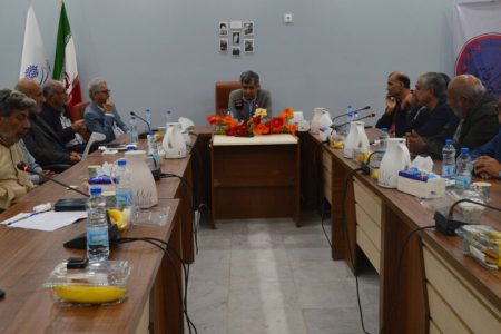 دورهمی رزمندگان و هنرمندان «کاکام قاسم» در بندرعباس برگزار شد