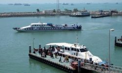تردد شناورهای مسافری بندرعباس به قشم و هرمز بدون وقفه انجام می‌شود