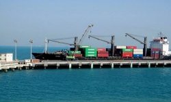 تخلیه و بارگیری بیش از ۹ میلیون تن کالا در بنادر قشم