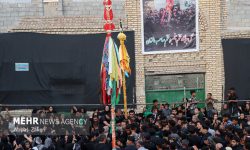 حماسه مینابی‌ها در پنجمین روز محرم با برگزاری آیین «علم پیغمبر»