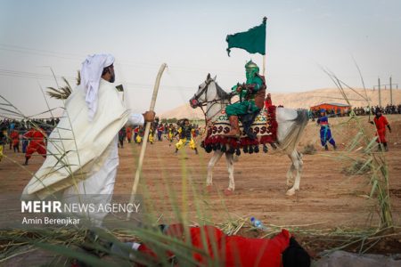 تعزیه صحرارود فسا با محوریت کودکان شهید میناب روی صحنه می‌رود