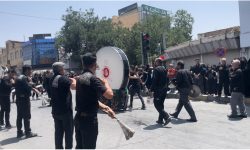 عزاداری مردم هشتبندی هرمزگان در عصر روز عاشورا