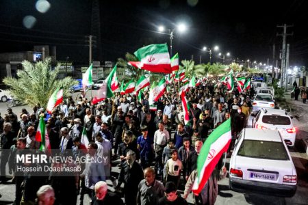اجتماع مینابی‌ها در حمایت از نظام همراه با عزاداری برای سیدالشهدا