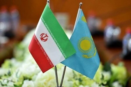 امضای قرارداد ترانزیت کالا از بندر شهید رجایی به قزاقستان