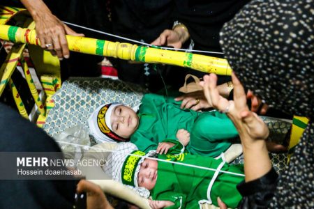 همایش شیرخوارگان حسینی شهرستان رودان در آستان امامزاده سید محمود سکل