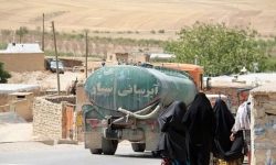 ۴ تانکر آبرسانی سیار در حال خدمت رسانی به ۲۰ روستای غرب جاسک هستند