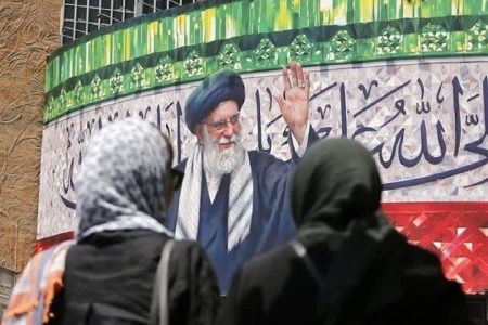 بیش از ۵۰۰نفر از مردم شهرستان سیریک برای بدرقه امام شهید اعزام می‌شوند