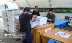 برپایی ۲۰موکب برای پذیرایی از زائران هرمزگانی در آیین بدرقه رهبر شهید