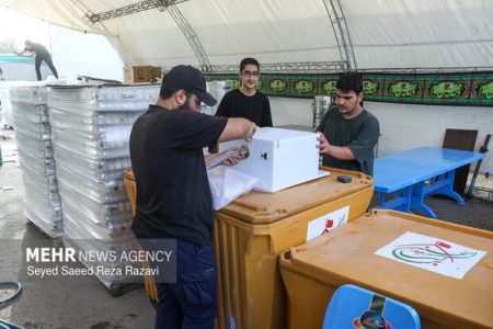 برپایی ۲۰موکب برای پذیرایی از زائران هرمزگانی در آیین بدرقه رهبر شهید