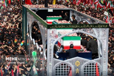 اعزام هزار زائر هرمزگانی به مراسم تشییع و خاکسپاری رهبر شهید در مشهد