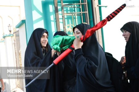 اعزام کاروان‌های مردم بندرعباس برای حضور در بدرقه آقای شهید ایران