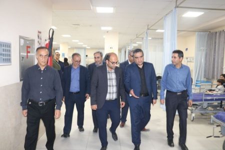 بازدید اعضای کمیسیون بهداشت و درمان مجلس از بیمارستان میناب
