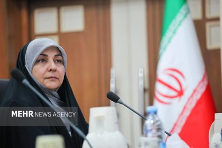 فعالان رسانه‌ای هرمزگان برای دریافت مجوز اقدام کنند