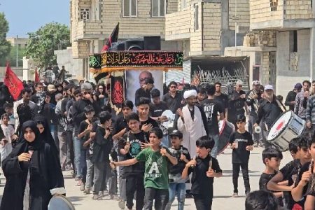 عزاداری خیابانی مردم جاسک در سالروز شهادت امام رضا