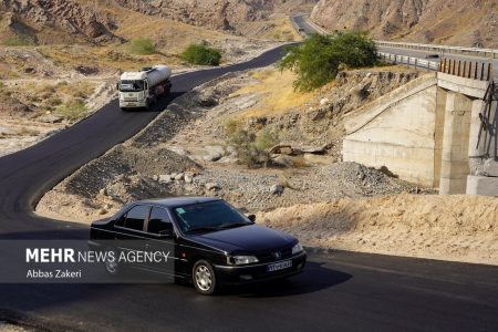 مرمت و بازگشایی پل محور رودان ـ بندرعباس پس از تخریب در حمله دشمن