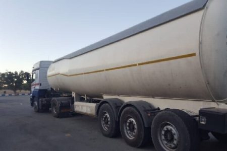 کشف کامیون ۳۰۰ میلیارد ریالی قاچاق و ۴۵ هزار لیتر گاز مایع در هرمزگان