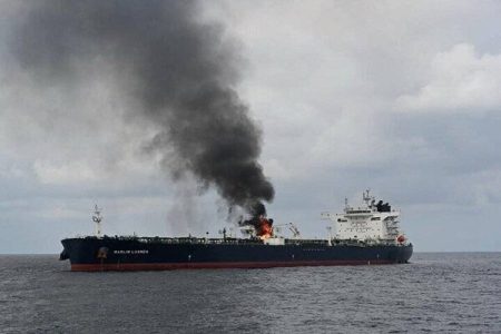 نشانه گذاری محل شناورهای غرق‌شده جنگ تحمیلی در سواحل هرمزگان