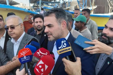 بازدید سخنگوی قوه قضاییه از اسکله صیادی پشت شهر بندرعباس