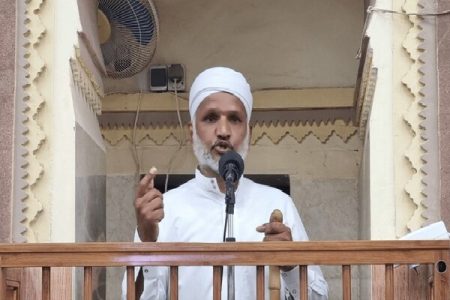 ملت ایران با مقاومت و حضور در صحنه زبانزد عالم شده است