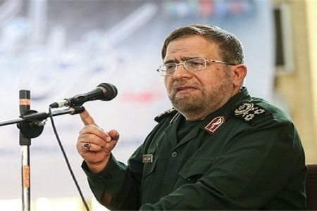 سپاه و ارتش آماده دفاع از تنگه هرمز هستند